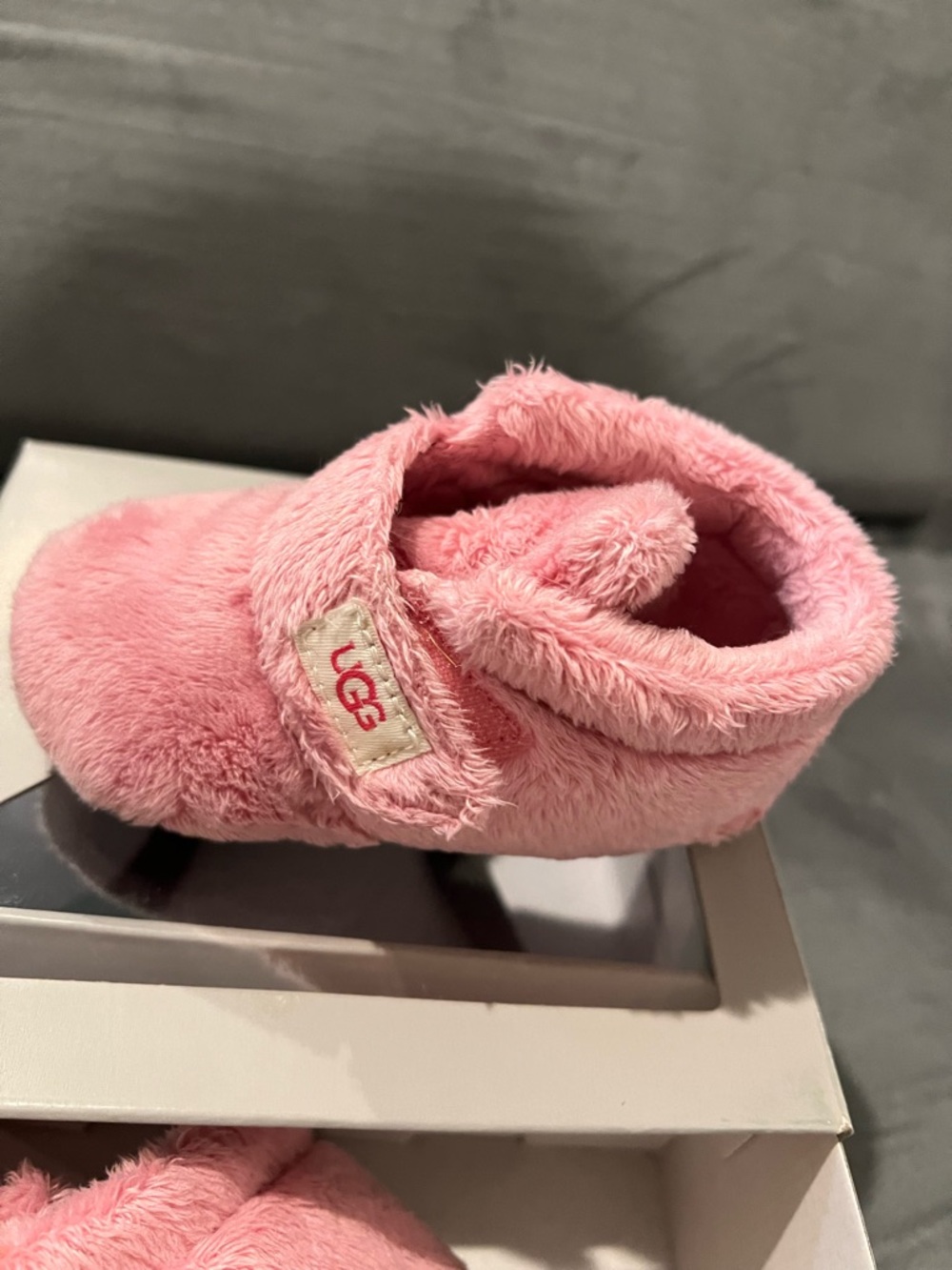Ugg Bixbee baby booties